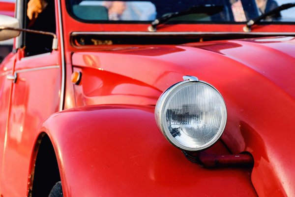 Que faut-il apporter lors d'une excursion en 2CV à Paris ?
